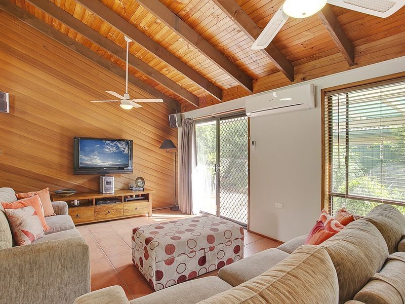 64 Nerang River Drive, Nerang QLD 4211