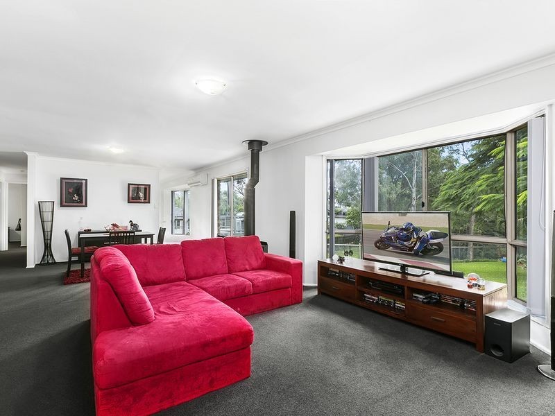 33 Woolmere Street, Carrara QLD 4211