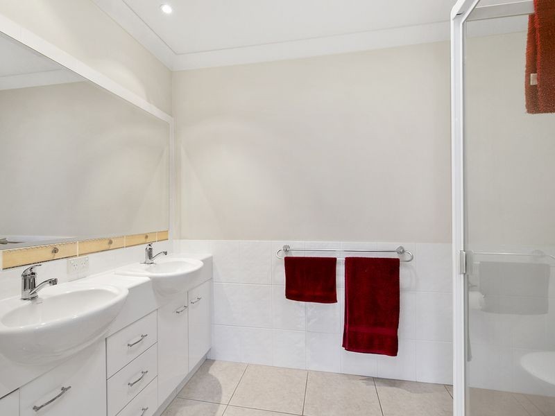 27/11 Eden Court, Nerang QLD 4211