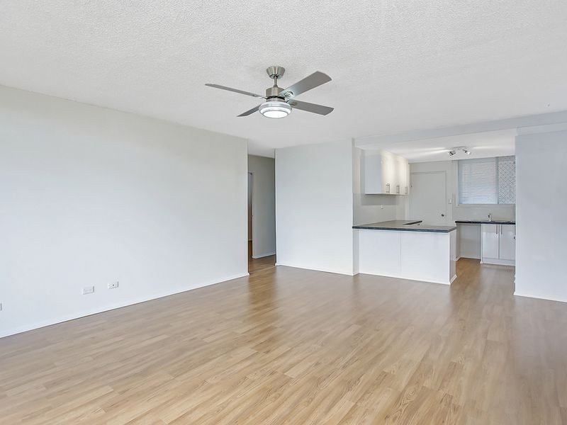 2/260 Stanhill Drive, Surfers Paradise QLD 4217