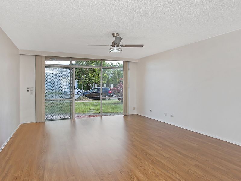 2/260 Stanhill Drive, Surfers Paradise QLD 4217