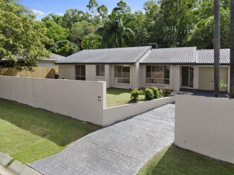 49 Renfrew Drive, Highland Park QLD 4211