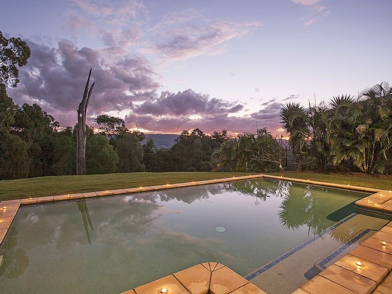48 Tara Vista Boulevard, Highland Park QLD 4211