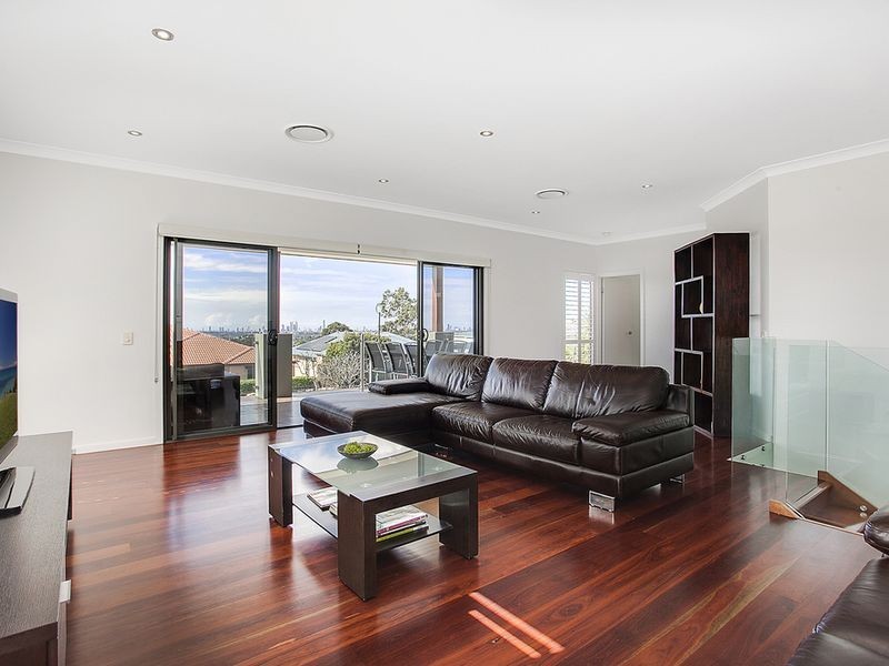 48 Tara Vista Boulevard, Highland Park QLD 4211