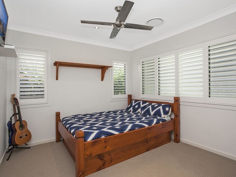 48 Tara Vista Boulevard, Highland Park QLD 4211