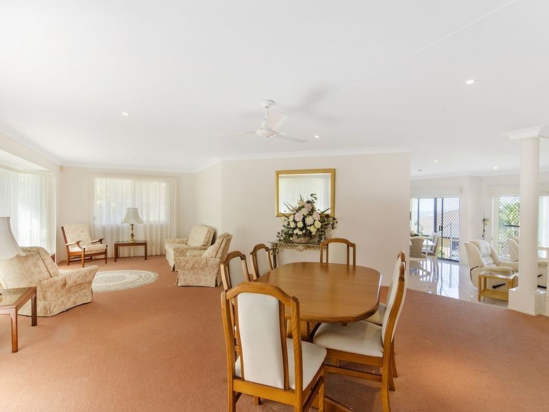 9 Galleria Court, Highland Park QLD 4211