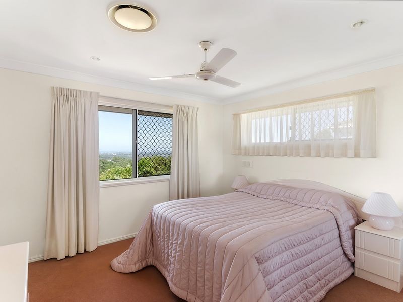 9 Galleria Court, Highland Park QLD 4211