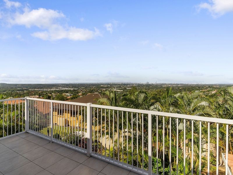 9 Galleria Court, Highland Park QLD 4211