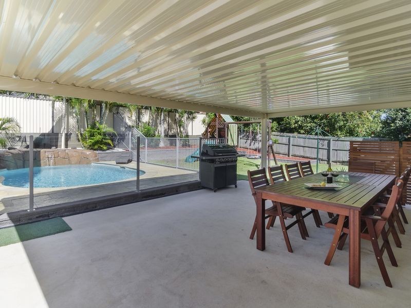 20 Lowanna Drive, Ashmore QLD 4214
