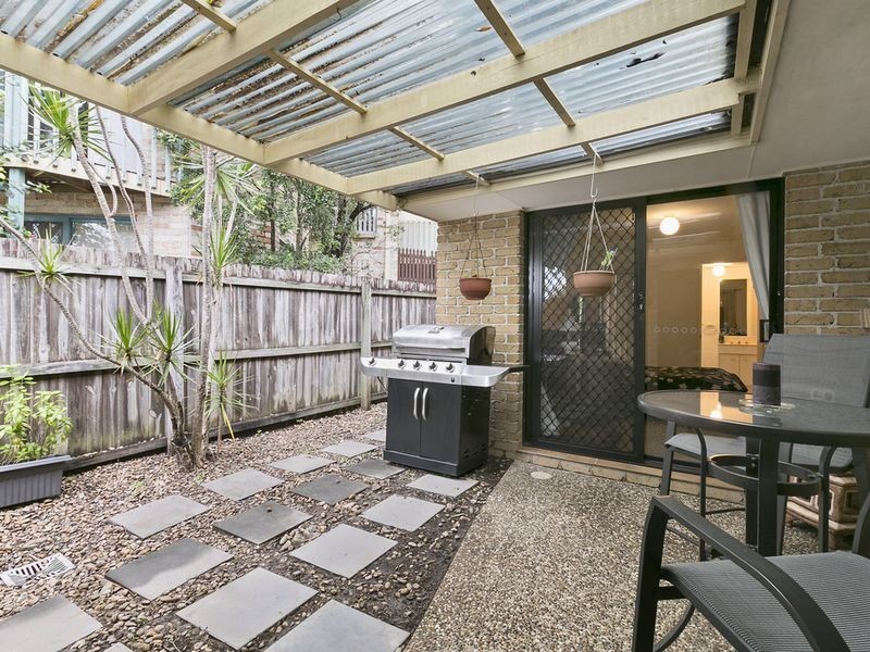 4 Acero Court, Nerang QLD 4211