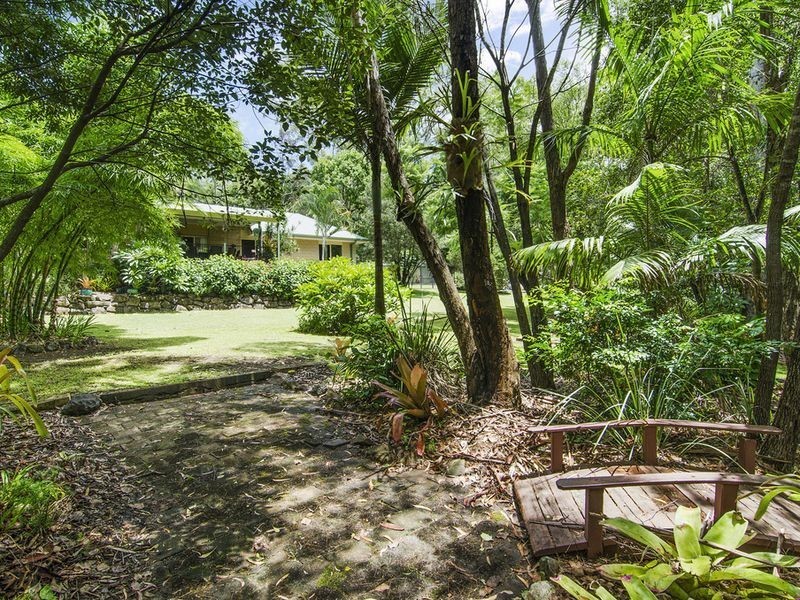123 Castle Hill Drive North, Gaven QLD 4211