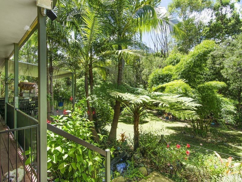 123 Castle Hill Drive North, Gaven QLD 4211