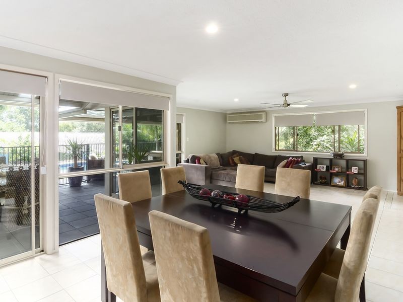 4 Marla Way, Carrara QLD 4211