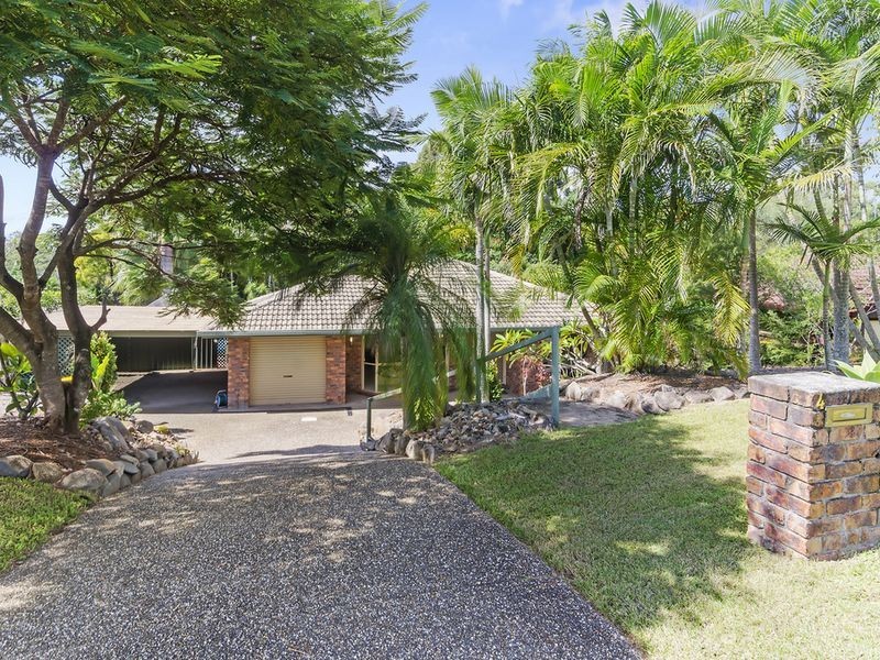 4 Marla Way, Carrara QLD 4211