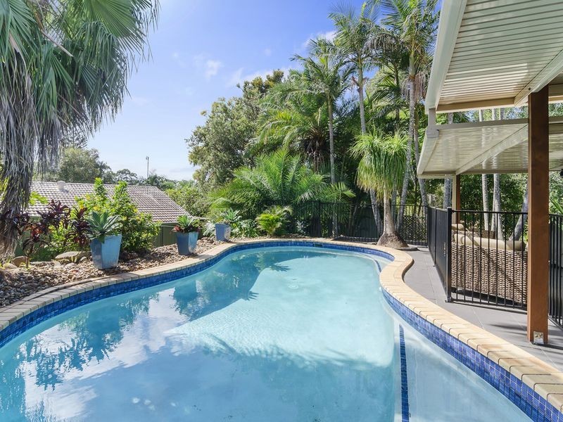 4 Marla Way, Carrara QLD 4211