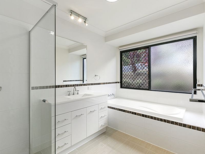 37 Jackaroo Crescent, Gilston QLD 4211