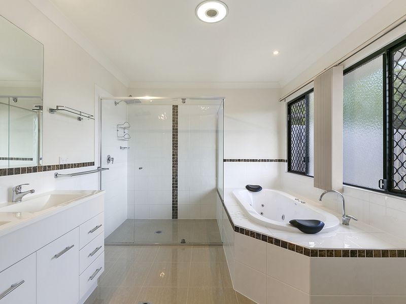 37 Jackaroo Crescent, Gilston QLD 4211