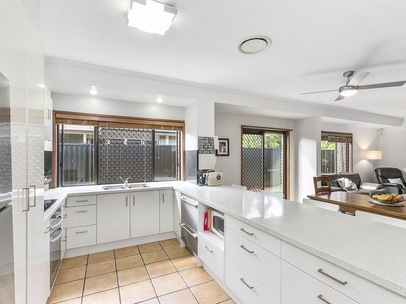 13 Haddon Court, Carrara QLD 4211