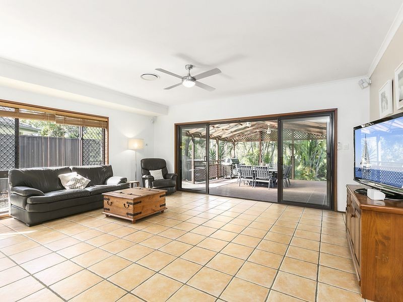 13 Haddon Court, Carrara QLD 4211