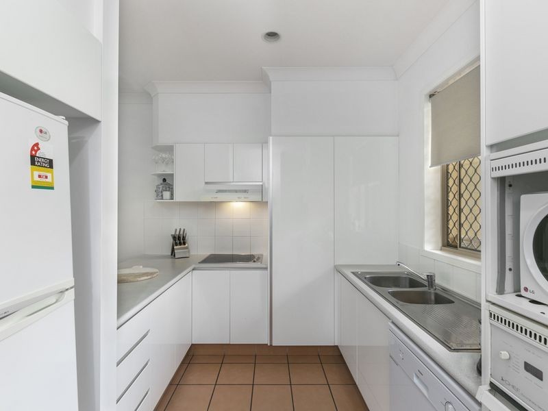 83/152 Palm Meadows Drive, Carrara QLD 4211