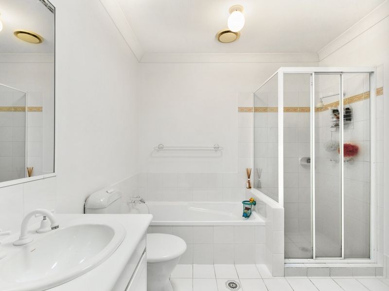 83/152 Palm Meadows Drive, Carrara QLD 4211
