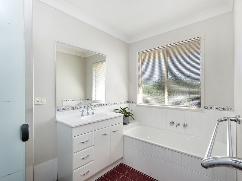 19 Nikau Crescent, Nerang QLD 4211