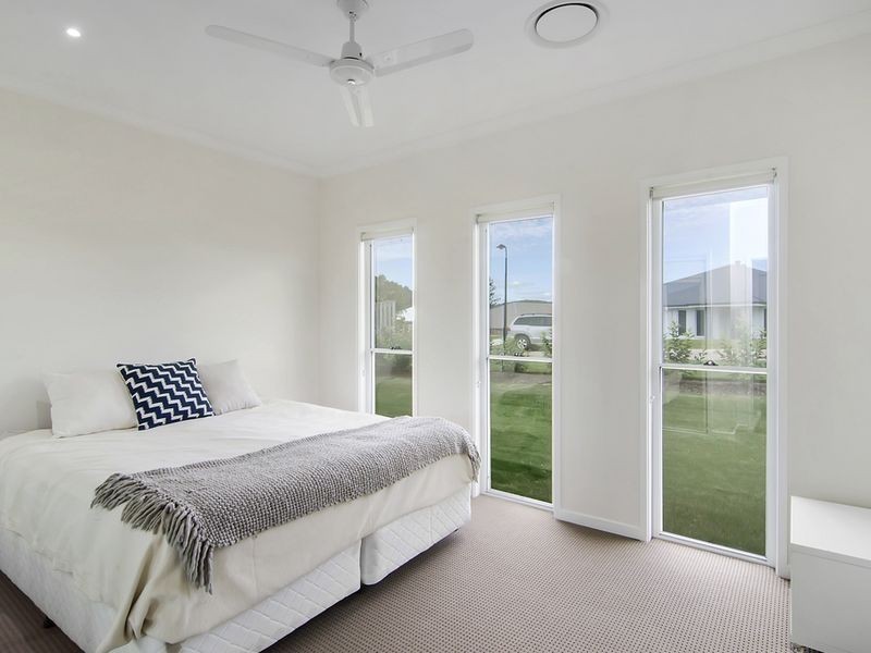 27 Northern Skies Terrace, Maudsland QLD 4210