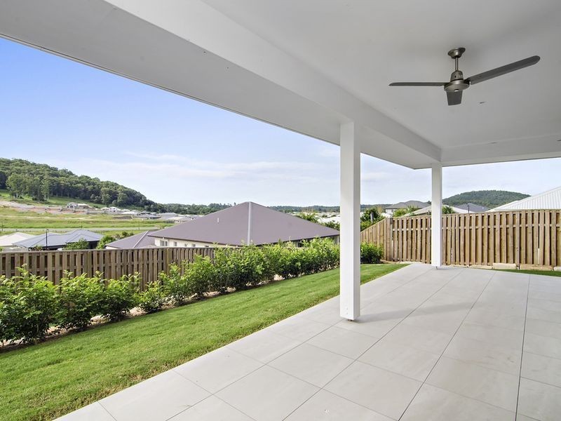 27 Northern Skies Terrace, Maudsland QLD 4210
