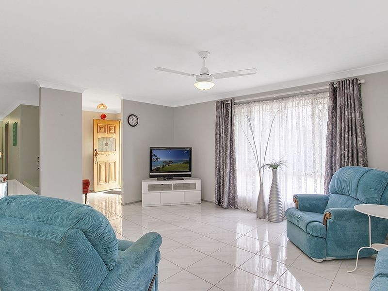 32 Jabiluka Drive, Highland Park QLD 4211