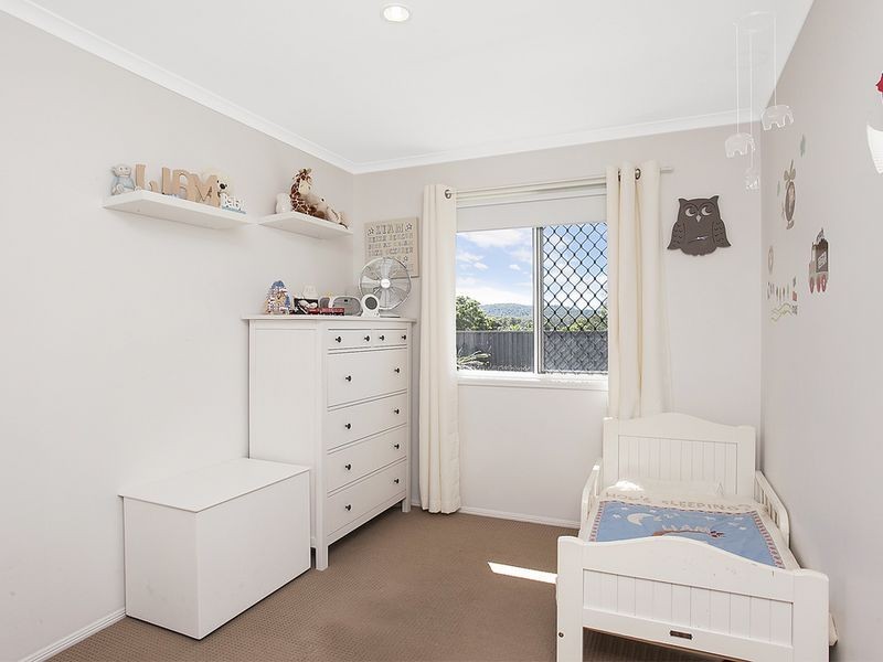 37 Winchester Drive, Nerang QLD 4211