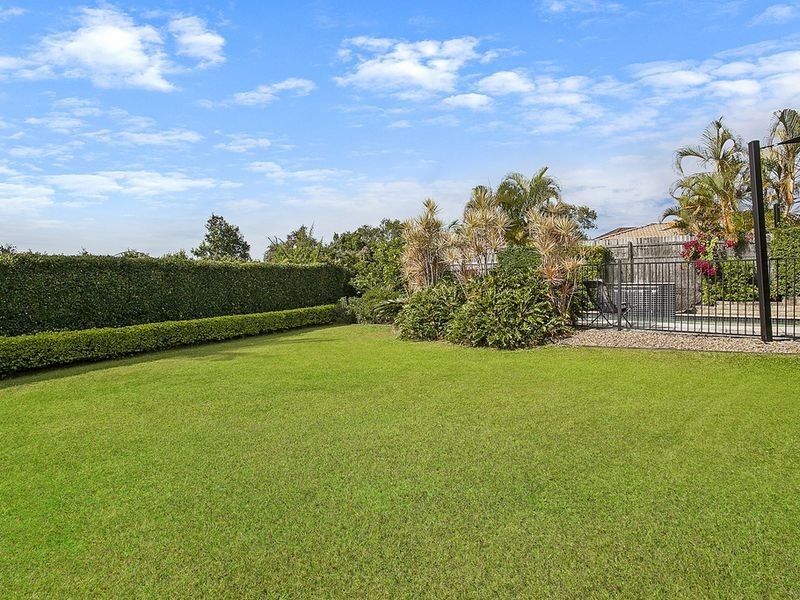 18 Quigan Terrace, Highland Park QLD 4211