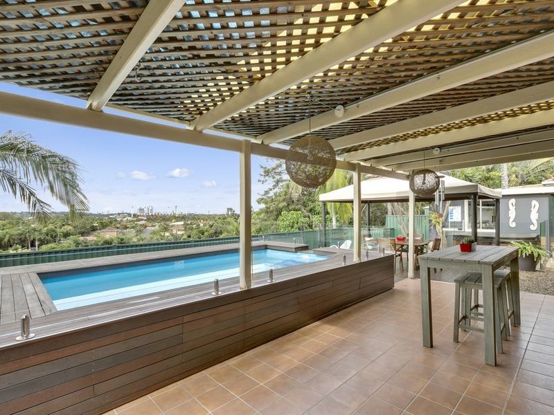 101 Pappas Way, Carrara QLD 4211