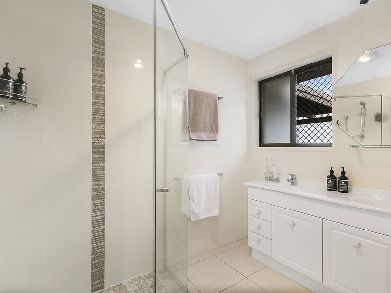 101 Pappas Way, Carrara QLD 4211