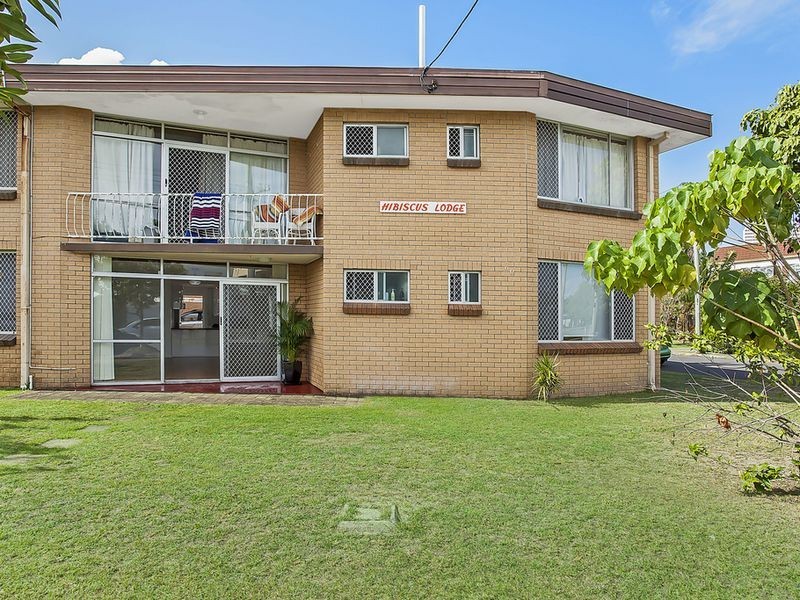 2/260 Stanhill Drive, Surfers Paradise QLD 4217