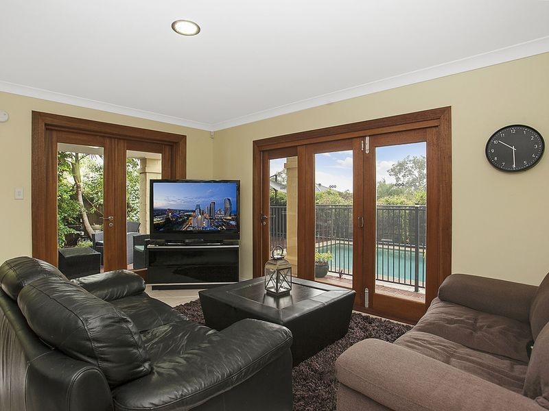 91 Armstrong Way, Highland Park QLD 4211