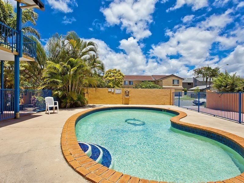 2/20 Duet Drive, Mermaid Waters QLD 4218