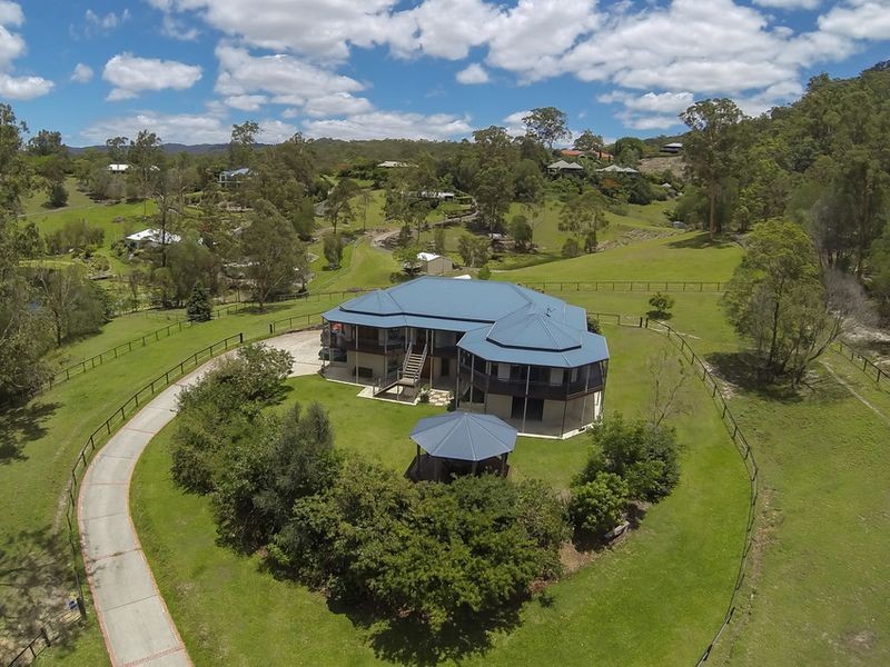 254 Crane Crescent, Nerang QLD 4211