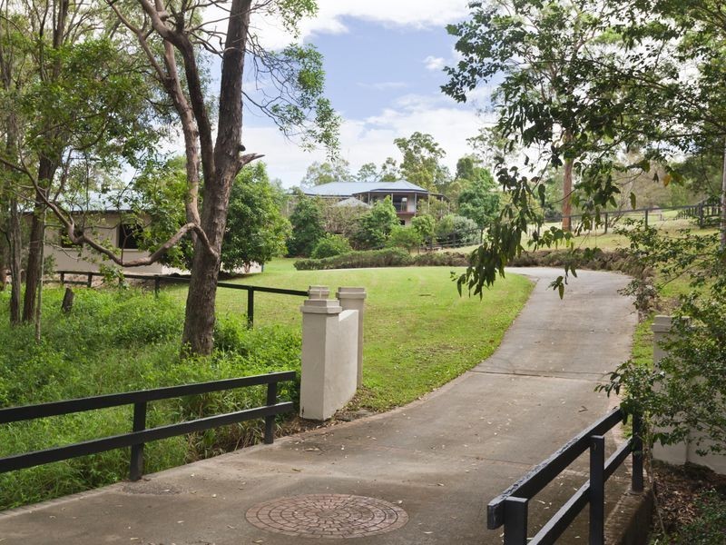 254 Crane Crescent, Nerang QLD 4211