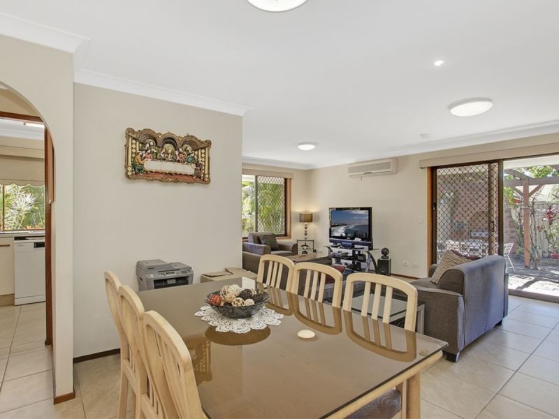 9 Buring Court, Highland Park QLD 4211