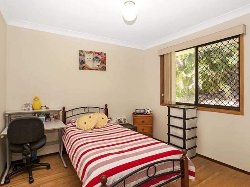 9 Buring Court, Highland Park QLD 4211