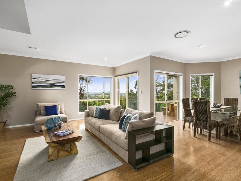 55 Woolmere Street, Carrara QLD 4211