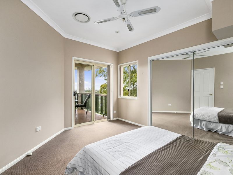 55 Woolmere Street, Carrara QLD 4211