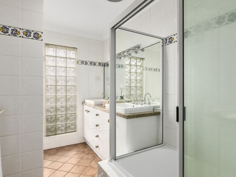 55 Woolmere Street, Carrara QLD 4211
