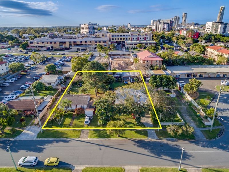 37 & 39 Euragee Street, Southport QLD 4215