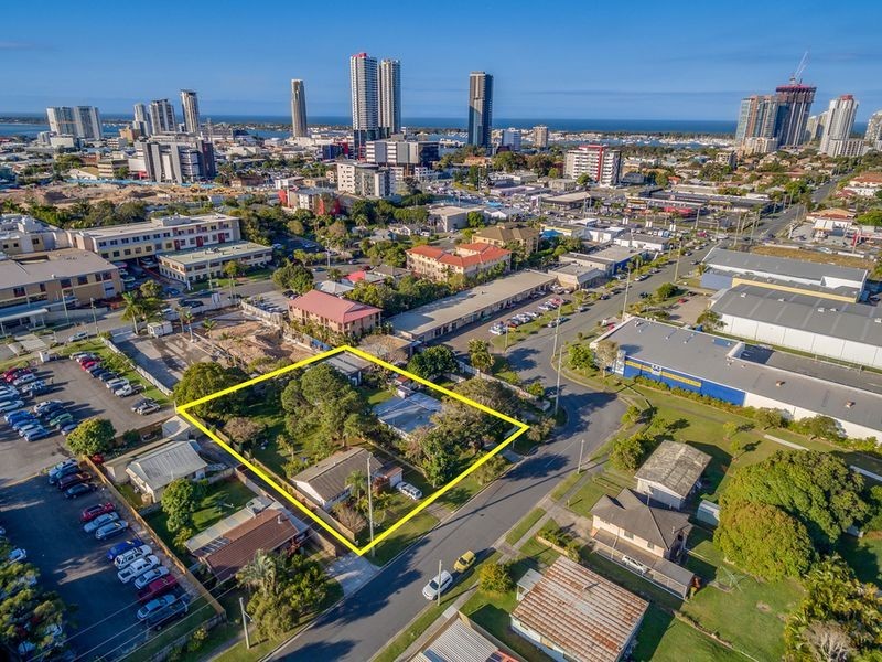 37 & 39 Euragee Street, Southport QLD 4215