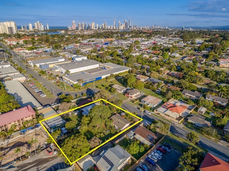 37 & 39 Euragee Street, Southport QLD 4215