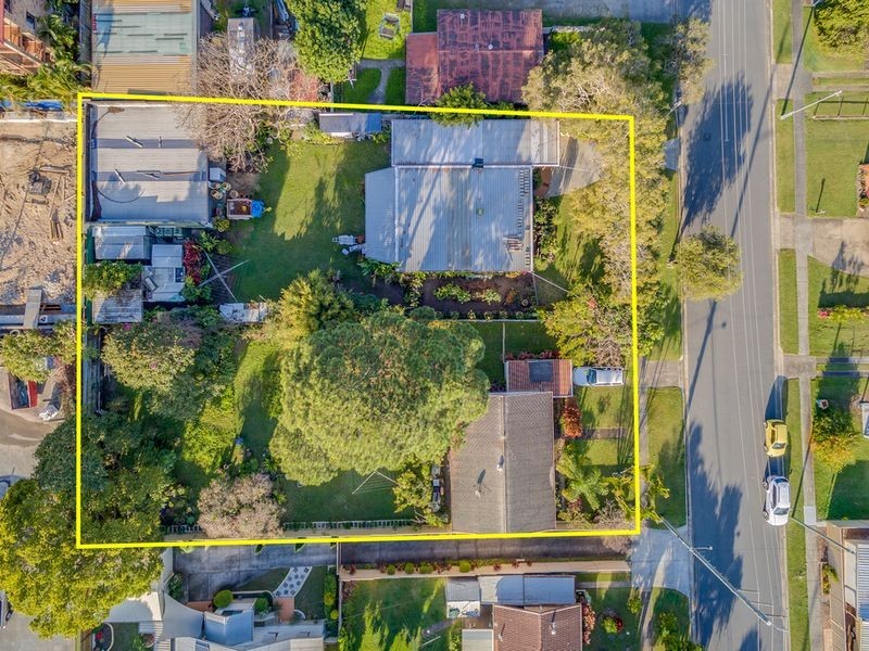 37 & 39 Euragee Street, Southport QLD 4215