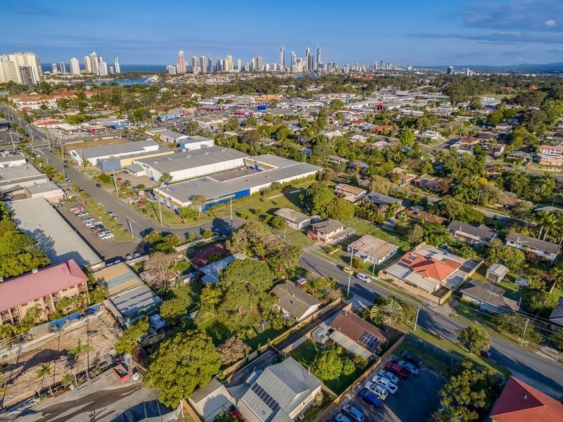 37 & 39 Euragee Street, Southport QLD 4215