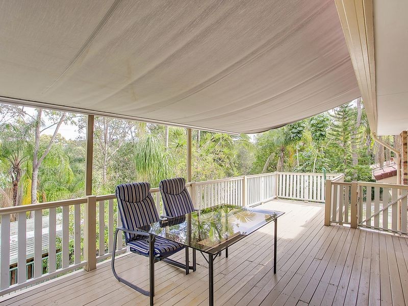 9 Design Place, Highland Park QLD 4211