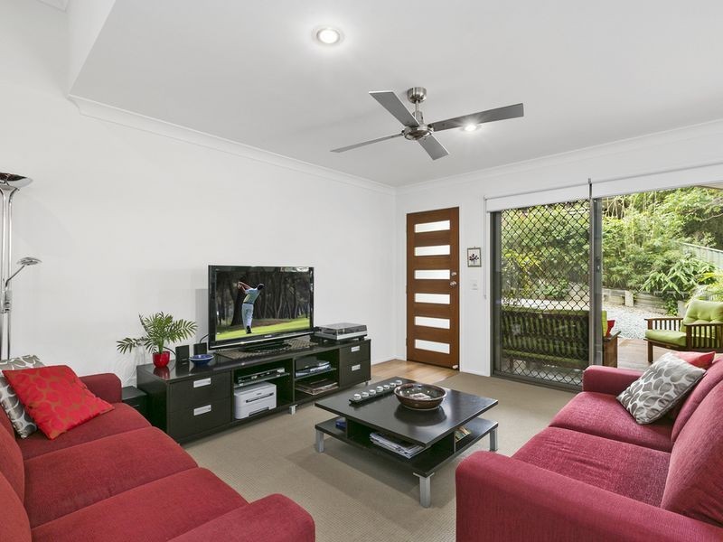 8a Marla Way, Carrara QLD 4211